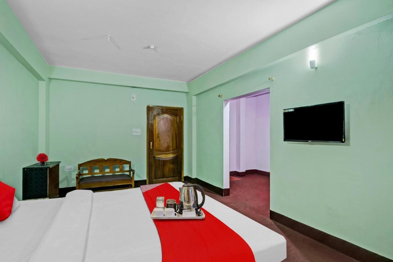 Hotel O Evergreen Guest House Шиллонг Экстерьер фото